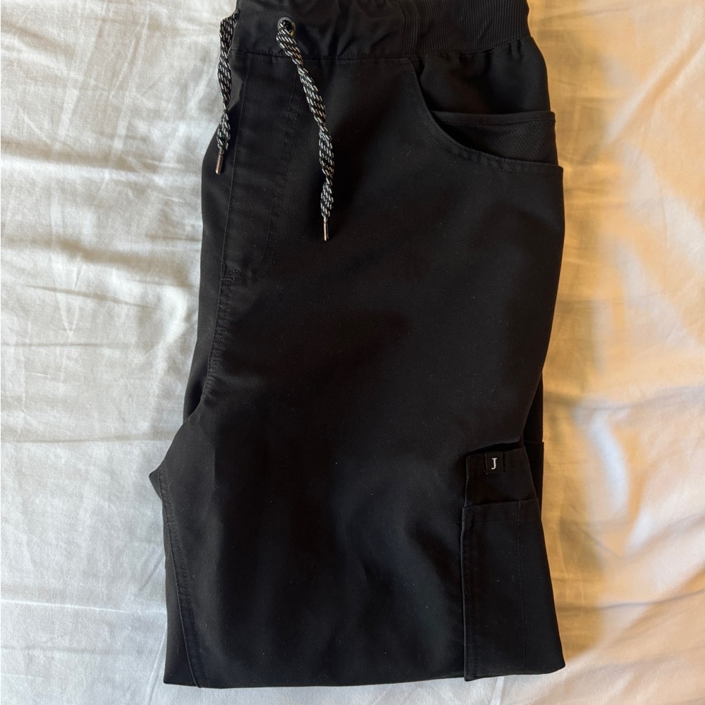 Jaanuu Men's Black Jogger Scrub Pants with Drawstring - Picture 4 of 7